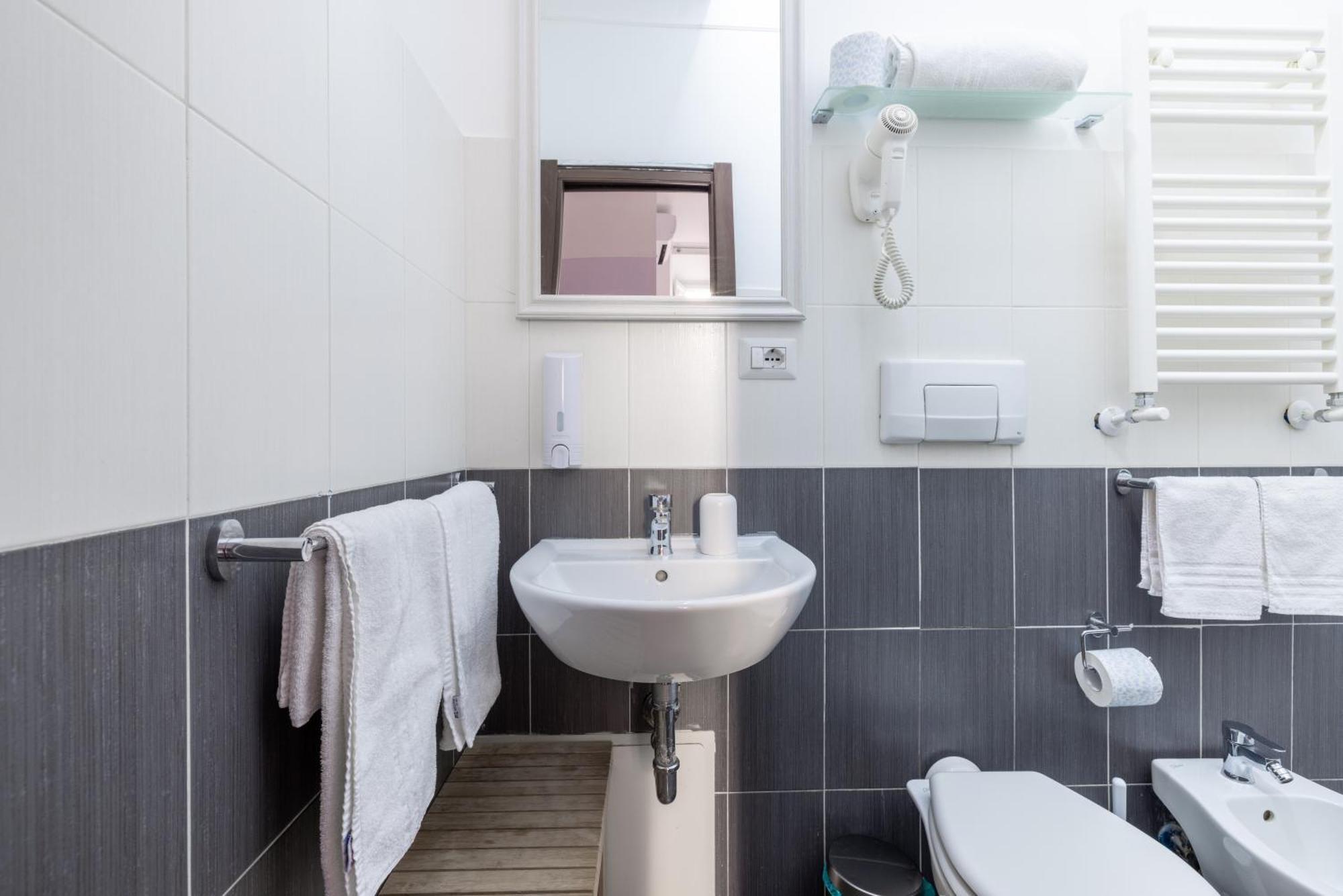 로마 Domus Castroni Scipioni B&B 외부 사진
